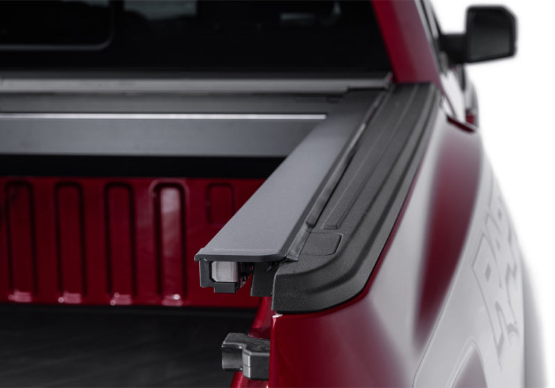 Roll-N-Lock 15-18 Ford F-150 SB 77-3/8in M-Series Retractable Tonneau Cover