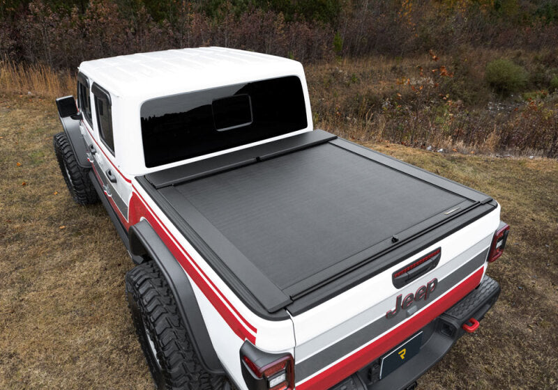 Roll-N-Lock 2020 Jeep Gladiator 5ft bed (w/ Trail Rail System) M-Series Retractable Tonneau Cover